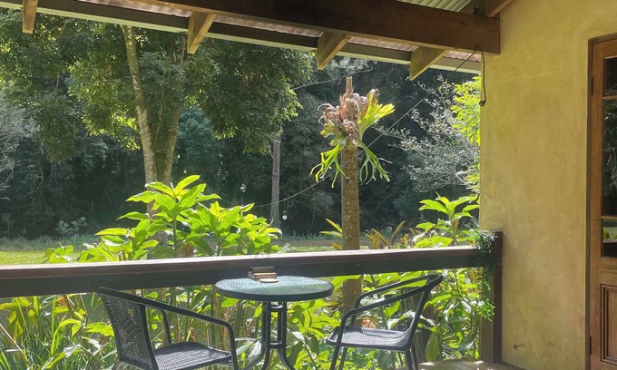 Currumbin Valley Cabin | Romantic Rainforest Rockpool Cabin in beautiful Currumbin Valley
