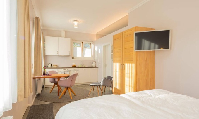 Buers Apartment | Romantic Suite at Haus Christina - Family-Friendly Retreat