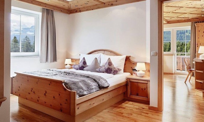 Mittersill Hotel | Romantic Suite Lavender - Ocean View & Spa at Gut Sonnberghof