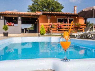 Pomer House | Charming Oceanfront Villa Sejdić with Pool & Pet-Friendly