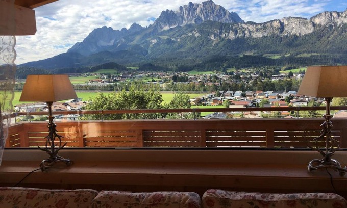 Sankt Johann in Tirol Apartment | Elegant Romantik Aparthotel Sonnleitn with Ocean Views