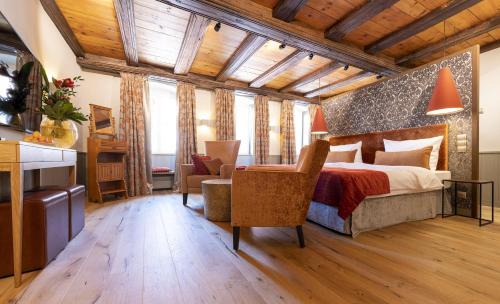 Rothenburg Old Town Hotel | Romantik Hotel Markusturm: Rated 9/10, Pet-Friendly Retreat
