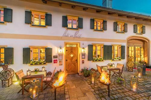 Herrsching am Ammersee Hotel | Enchanting Retreat at Romantik Hotel Chalet am Kiental