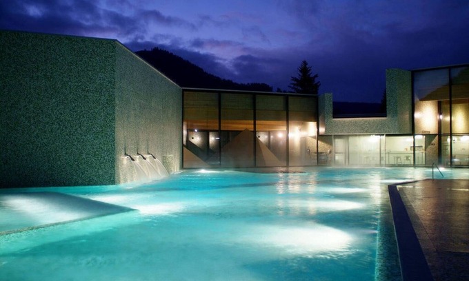 Charmey Hotel | Experience Elegance at Romantik Hotel L'Etoile – Rated 9/10
