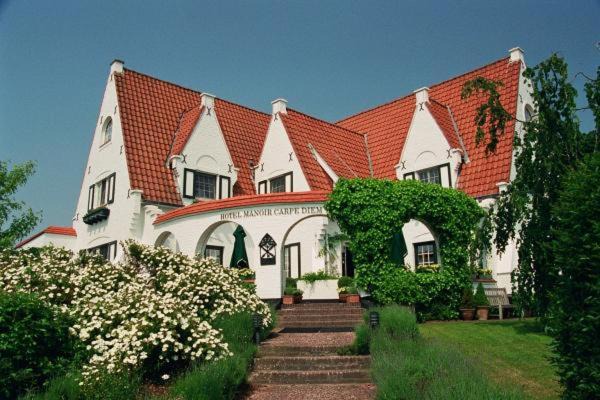 De Haan Hotel | Elegant Romantik Manoir Carpe Diem with Ocean View Amenities