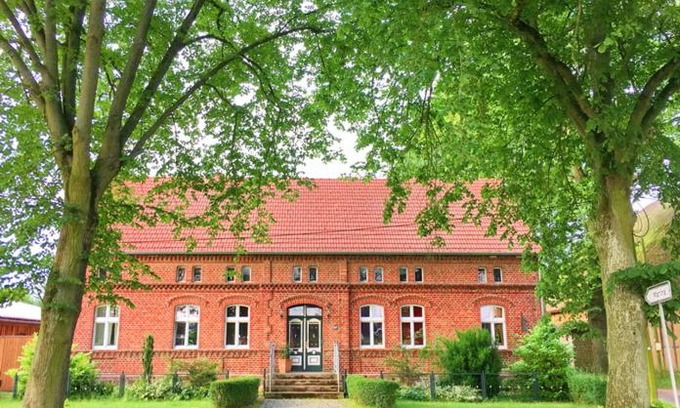 Muritz Apartment | Enchanting Unter den Linden Getaway - 4-Star, Top Rated
