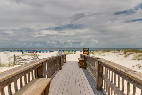 Orange Beach Apartment | Oceanfront Romar Beach Condos with Pool & Family-Friendly Vibe