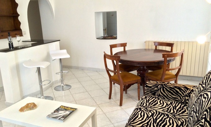 Quartiere XXXIV Lido di Ostia Levante Apartment | Seaside Retreat in Rome Ostia Just 100 Meters from the Sea
