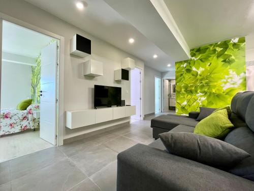 El Ensanche Zona Nuova Apartment | Exceptional Romero AP: Pet and Child Friendly Stay!