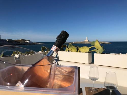 Vieste House | Explore Romeus al Fortino: 4-Star Coastal Retreat