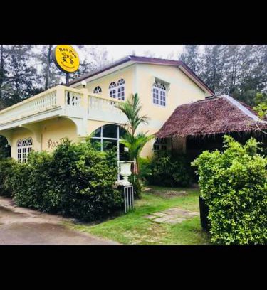 Takua Pa House | Affordable Oceanfront Escape at Roo Poo Guest House