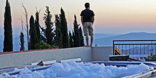 Amirim House | Experience Roof Of The Galilee: Pet-Friendly & Family Fun