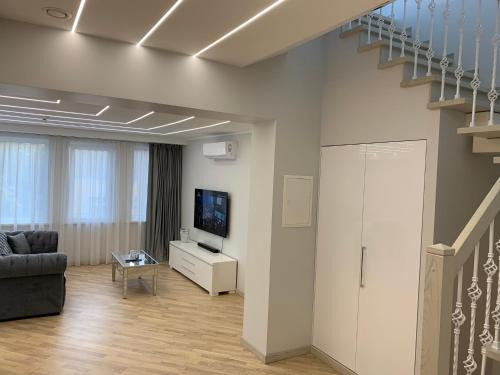 Panevezys Apartment | Top-Rated Roof Terrace Apartment with Hot Tub & Family Comfort