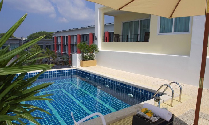 Phuket Apartment | Stunning Rooftop 1 Bedroom with Amazing Views in Phuket