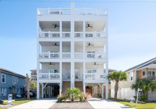 North Carolina Coast House | Rooftop Hot Tub - Second Row Pet Friendly