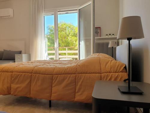 Papagou-Holargos Apartment | Elevated Rooftop Studio Apt near Metro Cholargos