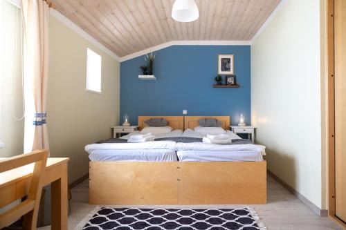 Kardla Hotel | Relax at Roograhu Guesthouse with Private Beach Access
