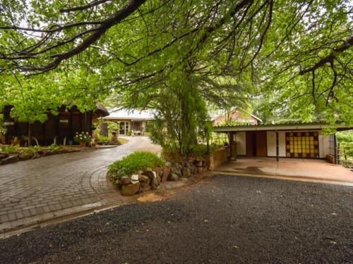Clarens Apartment | Family-Friendly Rooiland Clarens: 4-Star Stay, Rated 9.4