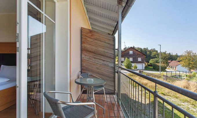 Breitenberg Apartment | Room 15 - Double room with sofa bed with mountain view, shared terrace and Wi-Fi