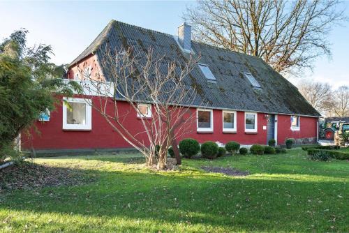 Behrendorf House | Child-Friendly Retreat at Room 24 for Memorable Stays