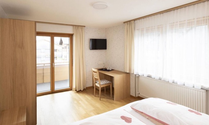Mellau Bed & Breakfast | Room 5 - Guesthouse Puchmayr Manuela