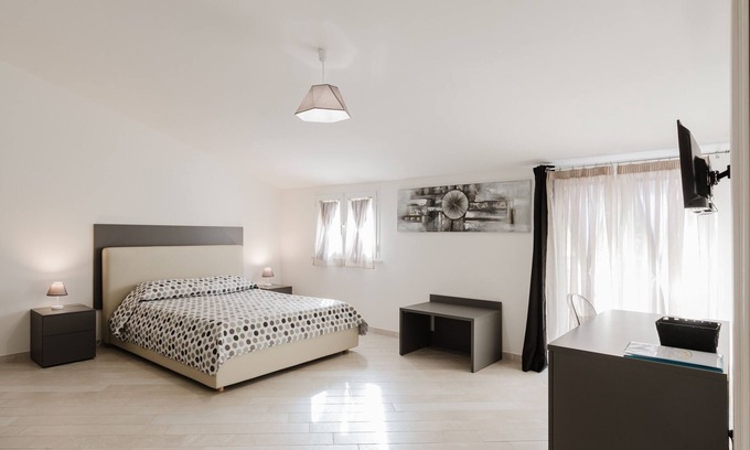 San Giuseppe Jato Apartment | Room 'Camera 1' with Balcony, Wi-Fi and Air Conditioning