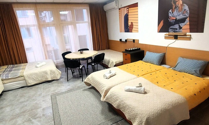 Nova Zagora Apartment | Family-Friendly Getaway at Pri Zori and Itso Hotel