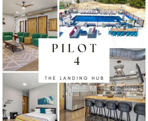 Pacific Hotel | Cozy Pilot Four Room: Poolside Retreat for Two