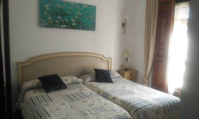 Villarrubia de Santiago Apartment | Room 'Habitación 1' with Private Pool, Wi-Fi and Air Conditioning