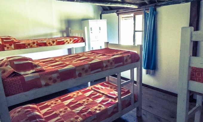 El Chorro Bed & Breakfast | Comfortable Room for 6 Guests - Ideal Group Getaway
