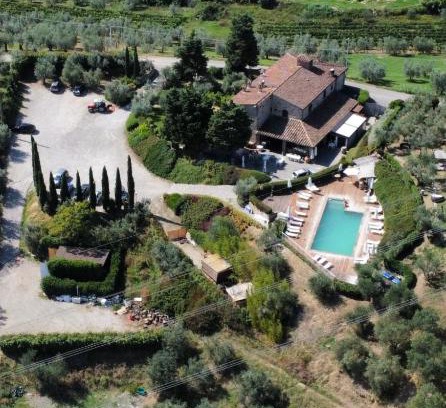 Santa Cristina a Mezzana House | Relaxing Oasis at Agriturismo Sottotono: Nature Awaits