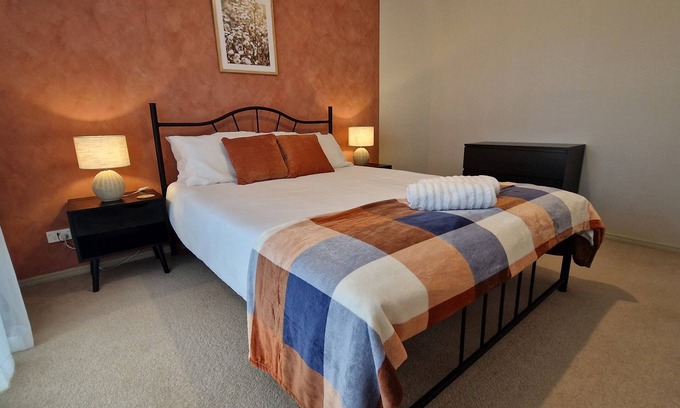 Urraween House | Room in shared house 4