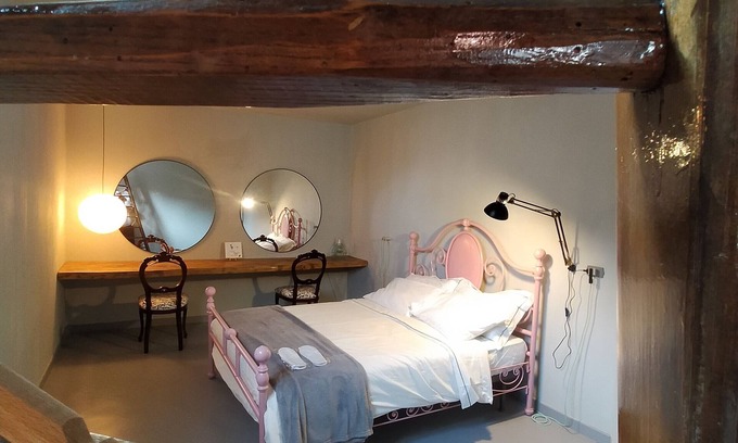 La Morra House | Cozy Room in Villa Near Alba with Breakfast & Pet Welcome