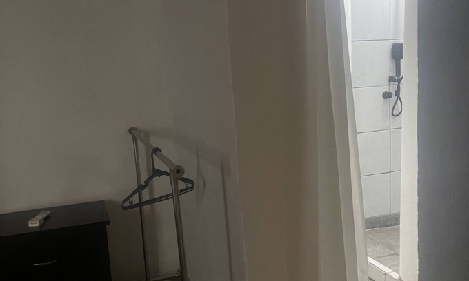 Minerales House | Convenient Room Near the Airport, Pet and Child Friendly