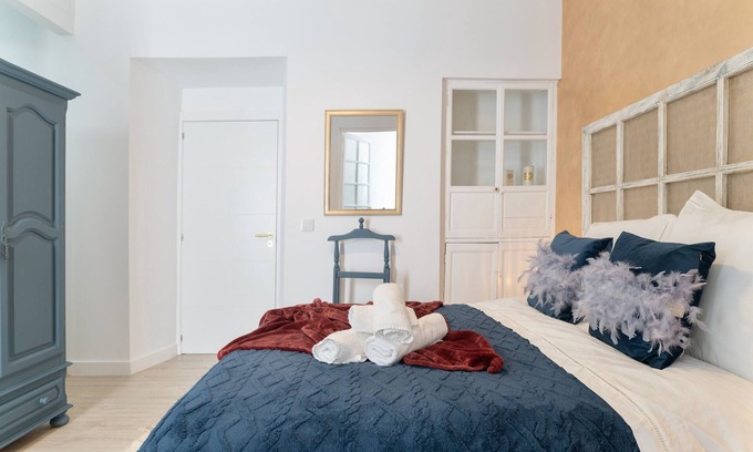Alcala del Valle Apartment | Room 'Rubí' with Mountain View, Shared Terrace and Wi-Fi