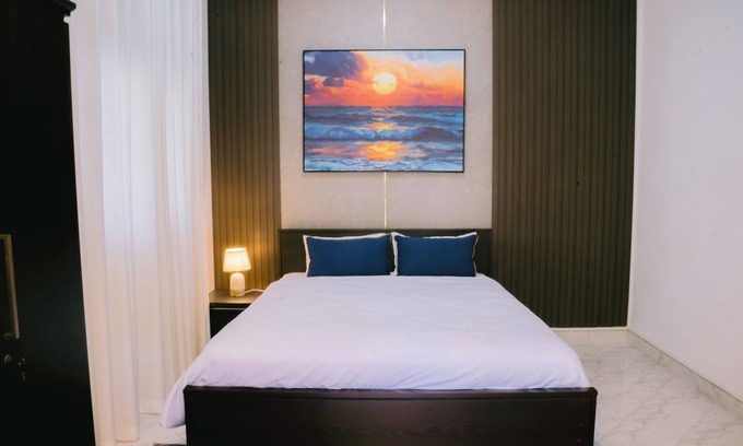Katana Villa | Room With Balcony View + Queen Size Bed