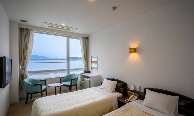 Izumo Hotel | Relaxing Room with Free Parking in Izumo, Shimane