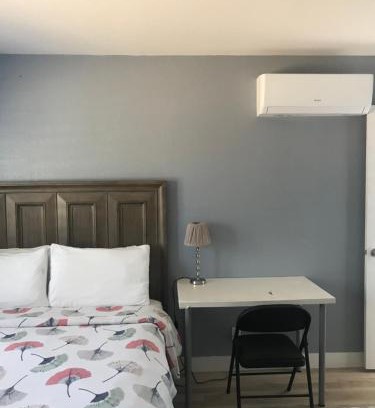 Central District House | room2