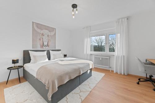 Bad Rappenau Apartment | Top-Rated Roomfall: Design Suite Near Kurpark for Families