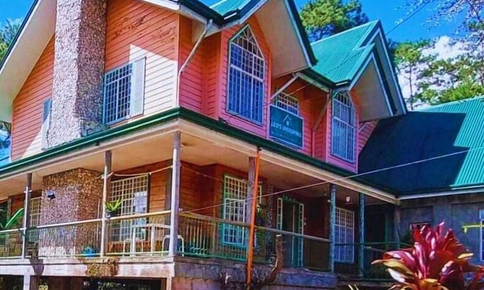 Sagada Cabin | Inviting American-Style Cabin with Family-Friendly Amenities