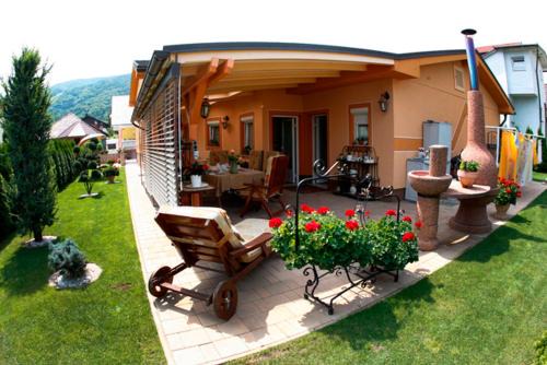 Maribor Bed & Breakfast | Discover Rooms Beros: 9.1/10, Pet Friendly & Family Oriented
