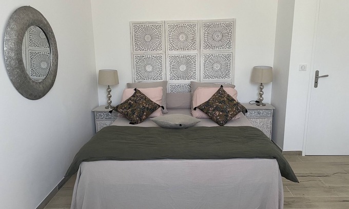 Guitera-les-Baines Bed & Breakfast | Guest Rated 10/10: Comfortable Rooms in Guitera Baths