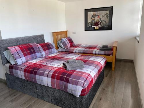 Inverness City Centre Hostel | Family-Friendly Rooms in Inverness for Memorable Stays