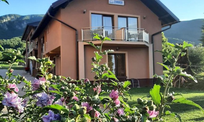 Vrelo Korenicko House | Family-Friendly Rooms at Marijanović Plitvice - Rated 9/10
