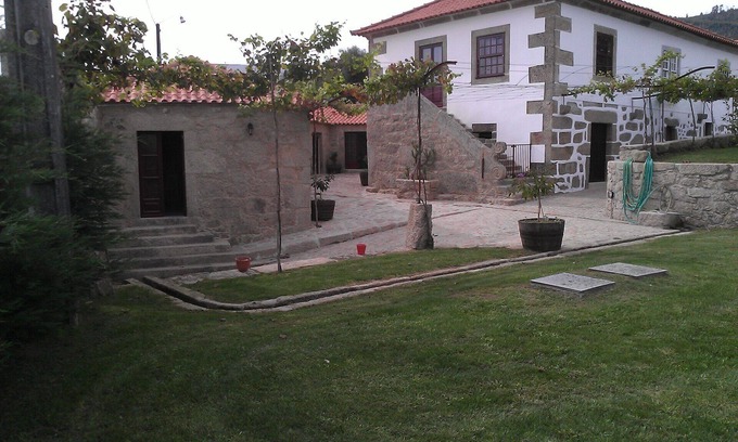 Barcelos Cottage | Inviting Rooms of the Adega - Quinta da Cancela Retreat