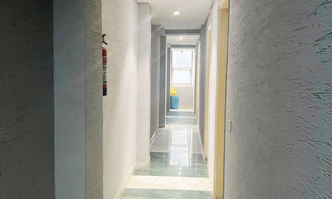 Delhi Hotel | Family-Friendly Stay at Roomshala 171 JP House