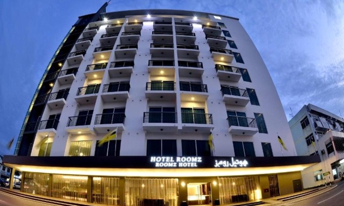 Seria Hotel | Cozy Roomz Hotel with Oceanfront Views and Breakfast