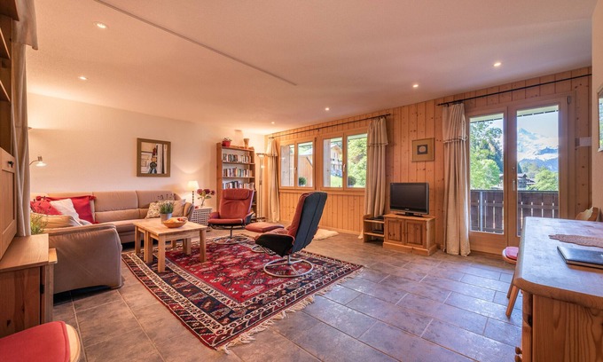 Wengen Apartment | Guest Rated 10/10: Roossi-Huus with Family-Friendly Amenities