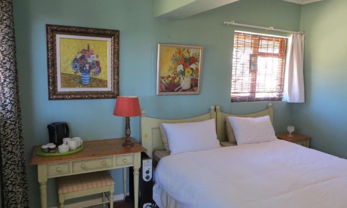 Koringberg House | Roots and Words: Accessible Comfort with Breakfast Included