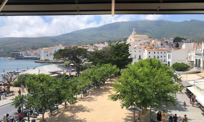 Cadaques House | Beachfront Escape at ROQUES - Casa in Cadaqués